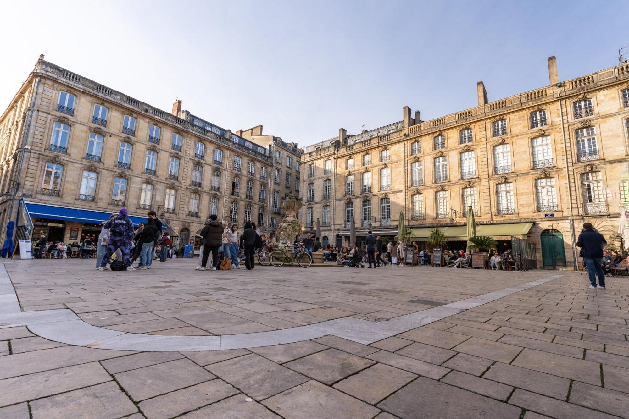 Appartement Le Bolero - Climatisation - Wifi - Hyper Centre à Bordeaux Extérieur photo